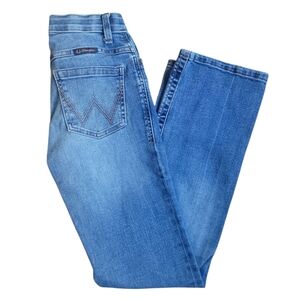 Wrangler Women's Willow Classic Blue Straight Leg Riding Jeans